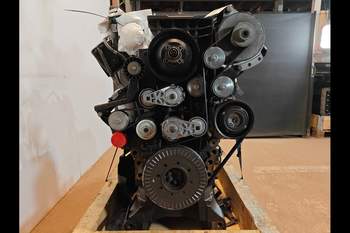 salg af Motor Claas Axion 830