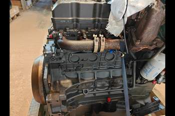 salg af Motor Claas Axion 830