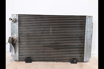 salg af Oliekøler Claas Axion 830 Hydraulik