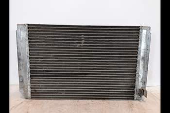 salg af Oliekøler Claas Axion 830 Hydraulik