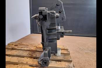 salg af PTO Claas Axion 830