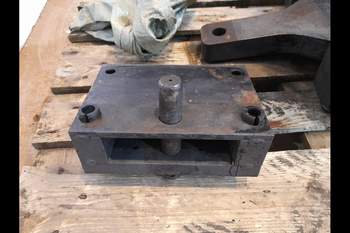 salg af Træk Claas Axion 830