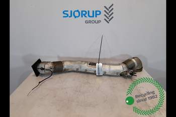 Udstødning Claas Axion 830