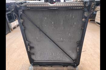 salg af Vandkøler Claas Axion 830