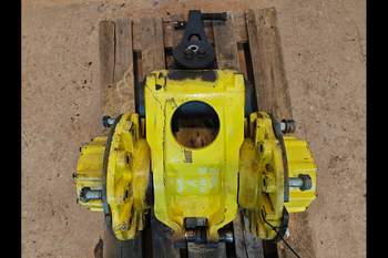 salg af Foraksel Slutdrev John Deere 9530 VÄNSTER