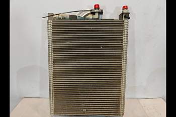 salg af Oljekylare John Deere 9530 