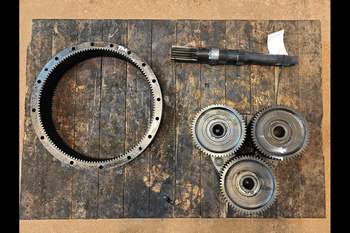 salg af Deutz-Fahr Agrotron 165 RIGHT Rear axle planetary gear