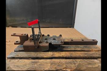 salg af Deutz-Fahr Agrotron 165 Pick Up Hitch