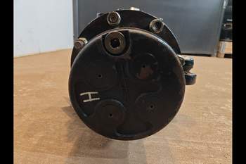 salg af Deutz-Fahr Agrotron 6160  Front Axle