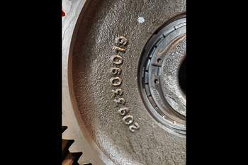 salg af Bakaxlar Deutz-Fahr Agrotron 6160 HÖGER