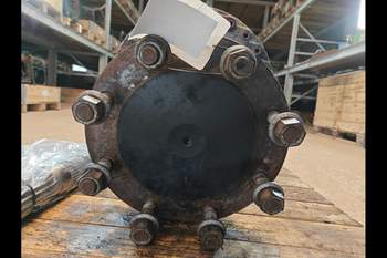 salg af Bakaxlar Deutz-Fahr Agrotron 6160 HÖGER