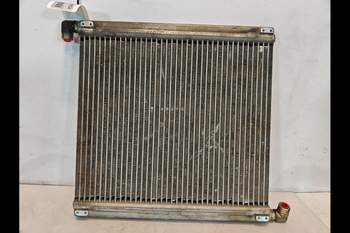 salg af Oljekylare Deutz-Fahr Agrotron 6160 