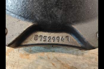 salg af Endandtrieb Vorderachse New Holland T6.160 RECHT