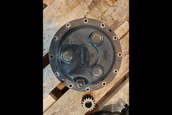 salg af Endandtrieb Vorderachse New Holland T6.160 RECHT