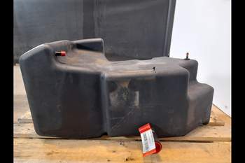 salg af Bränsletank New Holland 8560 