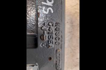 salg af Lift Ventil New Holland 8560 