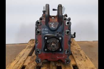 salg af Kraftuttag New Holland 8560 
