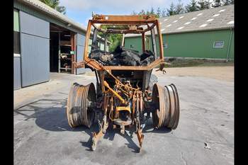 salg af Ford 7840 traktor