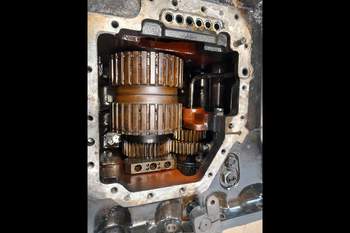 salg af Ford 7840  Disassembled Transmission