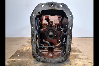 salg af Ford 7840  Rear Transmission