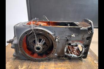 salg af Ford 7840  Rear Transmission