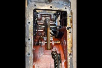 salg af Ford 7840  Rear Transmission