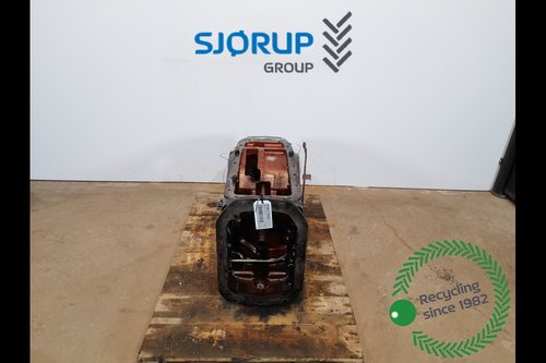 salg af Ford 7840  Rear Transmission