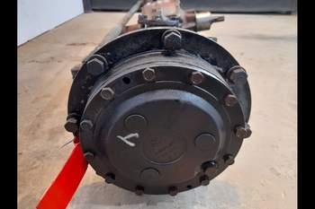 salg af Ford 7840  Front Axle