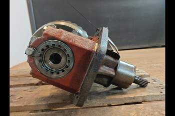 salg af Ford 7840  Front axle differential