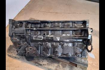salg af Ford 7840  Shortblock
