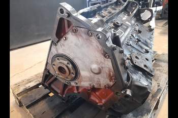 salg af Ford 7840  Shortblock