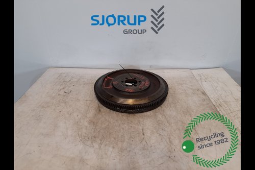 salg af Schwungrad Ford 7840 