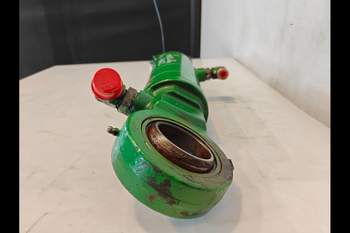 salg af Affjedringscylinder John Deere 8320R