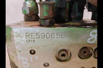 salg af Affjedringsventil John Deere 8320R