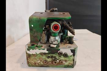 salg af Affjedringsventil John Deere 8320R