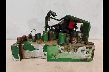 salg af Affjedringsventil John Deere 8320R