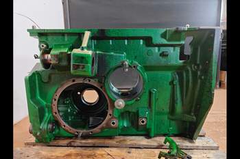 salg af Bundkar John Deere 8320R