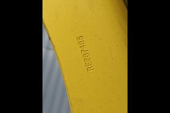 salg af Fælgring John Deere 8320R Bag Venstre