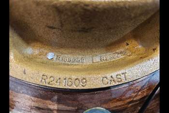 salg af Nav John Deere 8320R Højre