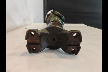 salg af Trækaksel John Deere 8320R Venstre