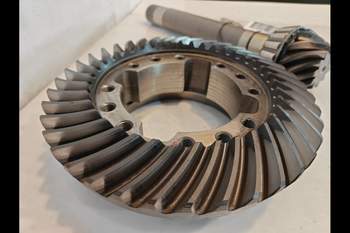 salg af Krone/Spids John Deere 8320R