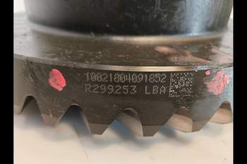 salg af Krone/Spids John Deere 8320R