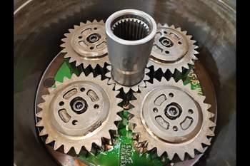 salg af Slutdrev John Deere 8320R Højre