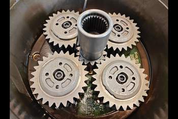 salg af Slutdrev John Deere 8320R Venstre