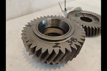 salg af Gearkasse John Deere 8320R Del