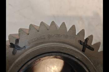 salg af Gearkasse John Deere 8320R Del