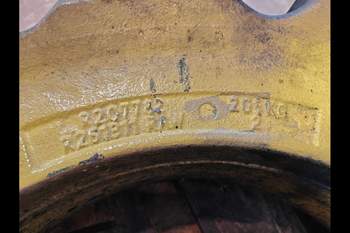 salg af Hjulvægt John Deere 8320R