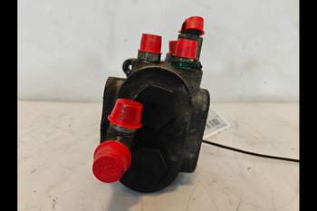 salg af Hovedcylinder John Deere 8320R