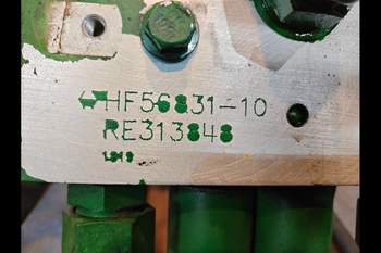 salg af Hydraulikventil John Deere 8320R