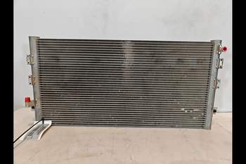 salg af Kondensor John Deere 8320R